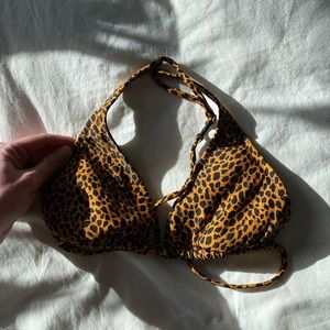 NEW Volcom Cheetah Print Racerback Bikini Top